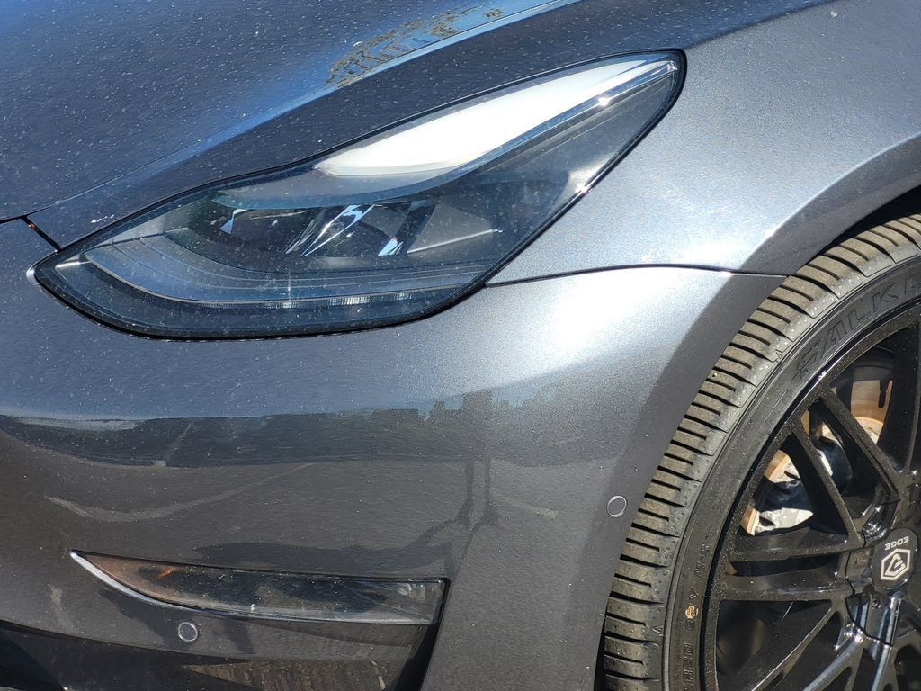 Used 2022 Tesla Model 3 Performance AWD/4WD image 9