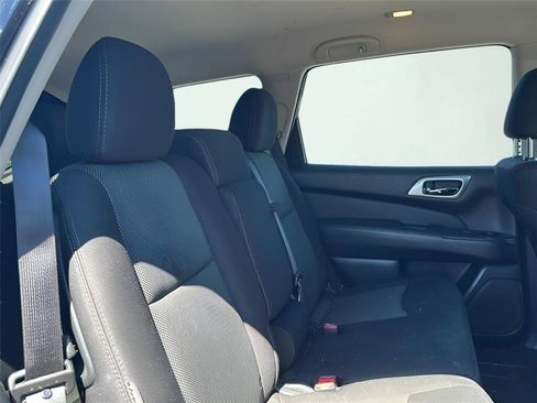 Used 2020 Nissan Pathfinder S AWD/4WD image 15