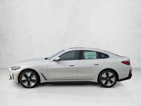 Used 2026 BMW i4 eDrive40 w/ Premium Package RWD image 5
