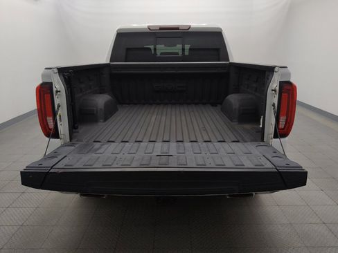 Used 2020 GMC Sierra 1500 SLT AWD/4WD image 29