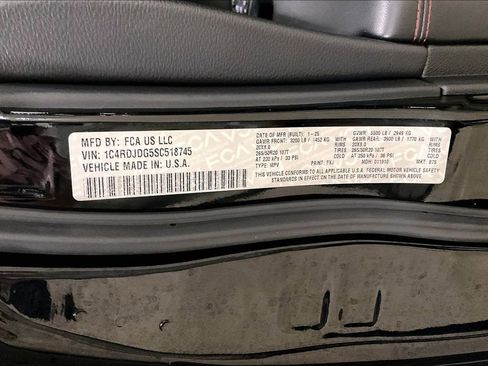 Used 2025 Dodge Durango GT image 31