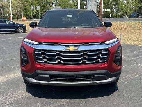 New 2026 Chevrolet Equinox LT w/ Safety and Technology Package FWD image 3