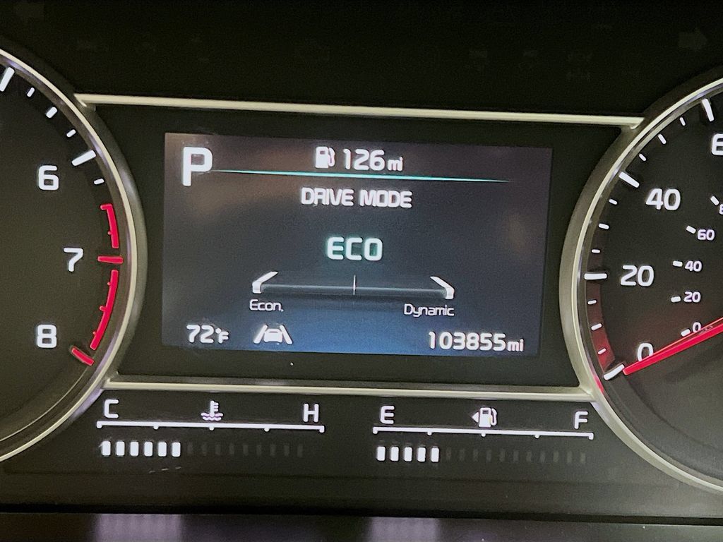 Used 2022 Kia Sorento S w/ Panoramic Sunroof Package AWD/4WD image 12