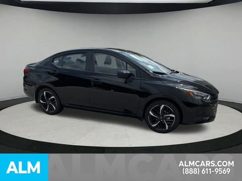 Used 2024 Nissan Versa SR w/ Trunk Package image 7