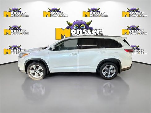 Used 2016 Toyota Highlander Limited image 7