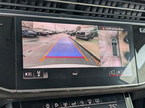 Used 2019 Audi Q8 Prestige image 14