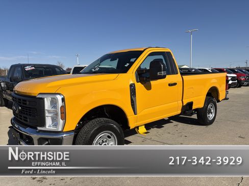 Used 2025 Ford F250 XL w/ 360-Degree Camera Package image 1