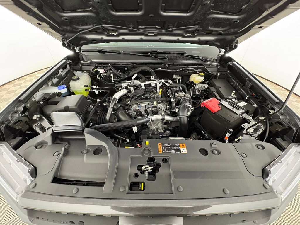 New 2026 Ford Ranger XLT w/ Equipment Group 301A High RWD image 32