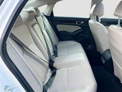 Used 2023 Honda Civic Touring image 28
