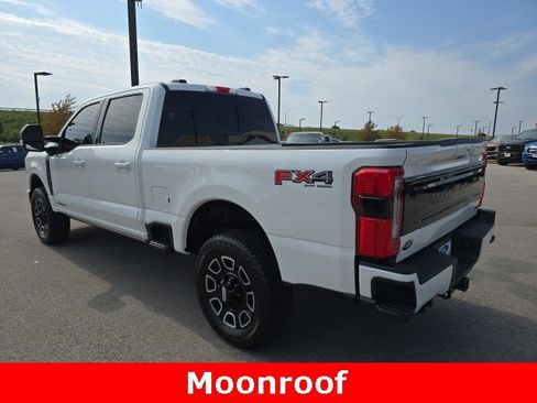 Used 2025 Ford F250 Platinum image 3