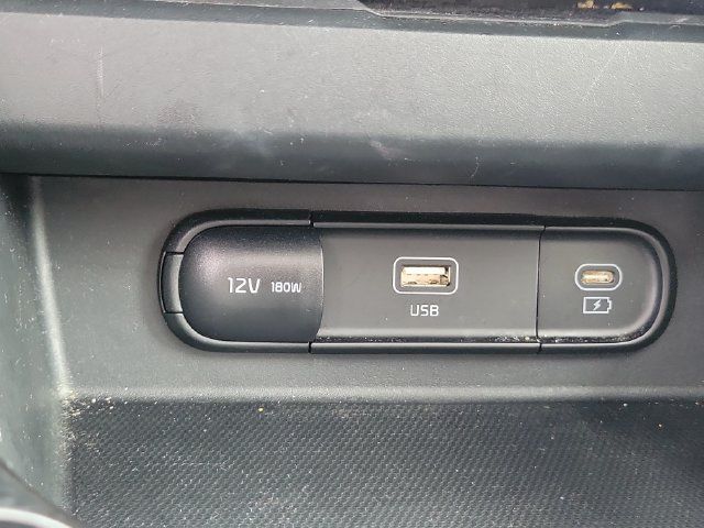 Used 2024 Kia Seltos EX AWD/4WD image 30