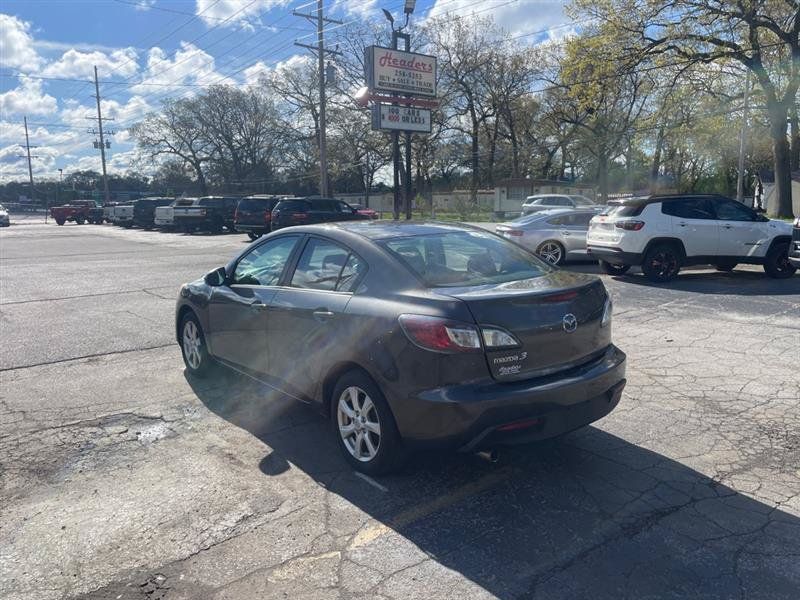 Used 2010 MAZDA MAZDA3 i Touring FWD image 7