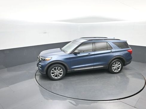 Certified 2020 Ford Explorer XLT w/ Equipment Group 202A image 20