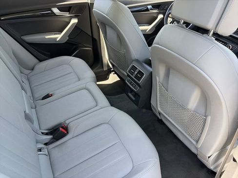Used 2018 Audi Q5 2.0T Premium Plus w/ Premium Plus Package AWD/4WD image 15