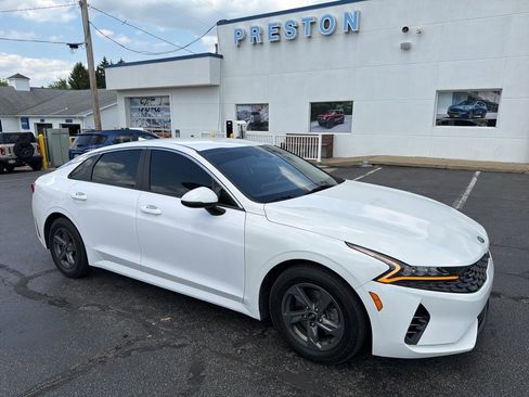 Used 2021 Kia K5 LX FWD image 2