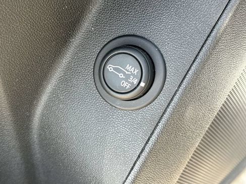 Used 2023 Chevrolet Equinox RS w/ LPO, Floor Liner Package FWD image 47
