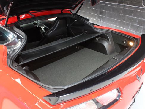 Used 2016 Chevrolet Corvette Z06 w/ 3LZ Preferred Equipment Group image 61