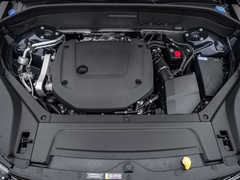 New 2026 Volvo XC90 B6 Plus w/ Protection Package Premier image 19