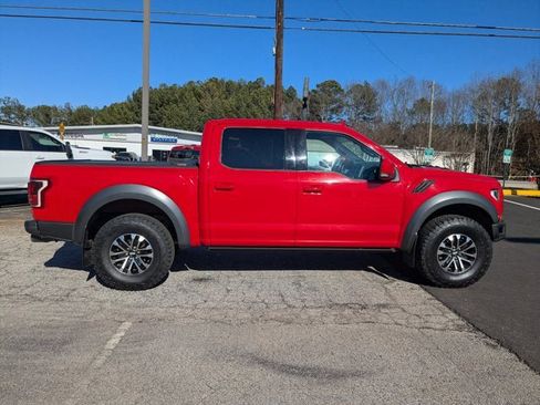 Used 2019 Ford F150 Raptor w/ Equipment Group 802A Luxury image 3