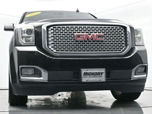 Used 2017 GMC Yukon Denali w/ Open Road Package AWD/4WD image 56