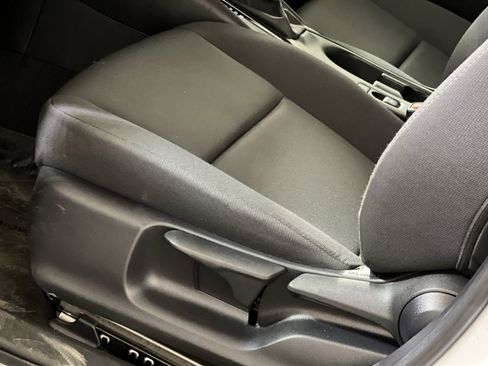 Used 2024 Toyota Corolla LE image 12