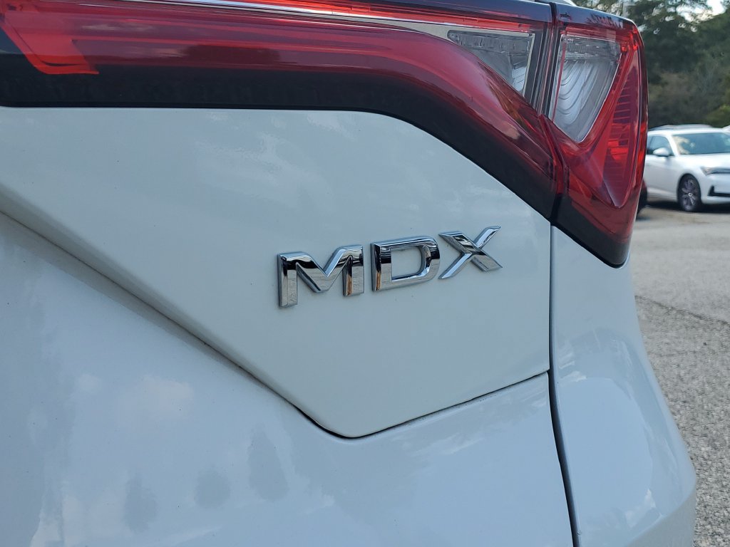Certified 2024 Acura MDX w/ Technology Package FWD image 8