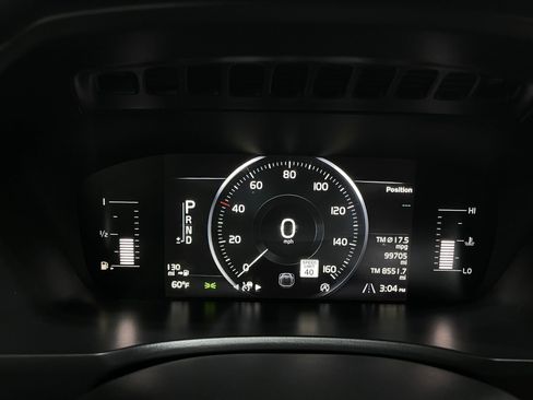 Used 2018 Volvo XC90 T5 Momentum w/ Convenience Package image 23