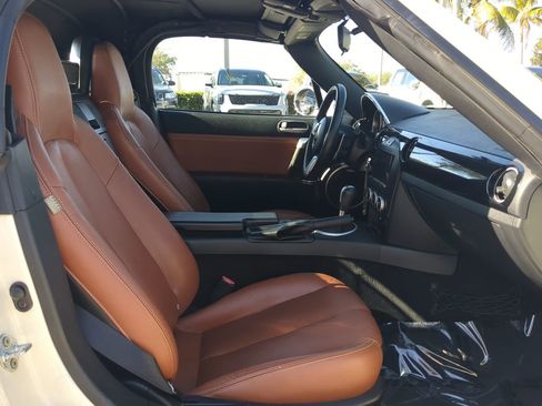 Used 2008 MAZDA MX-5 Miata Grand Touring image 13