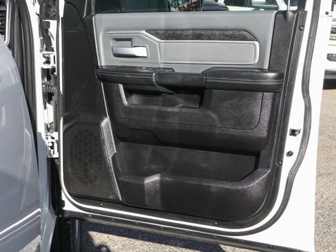 Used 2021 RAM 3500 Big Horn AWD/4WD image 45