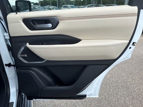 New 2026 Nissan Armada Platinum Reserve AWD/4WD image 31