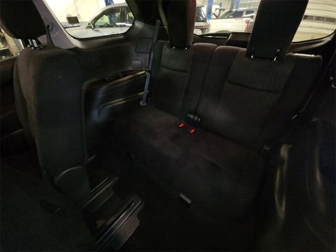 Used 2015 Nissan Pathfinder SV image 33