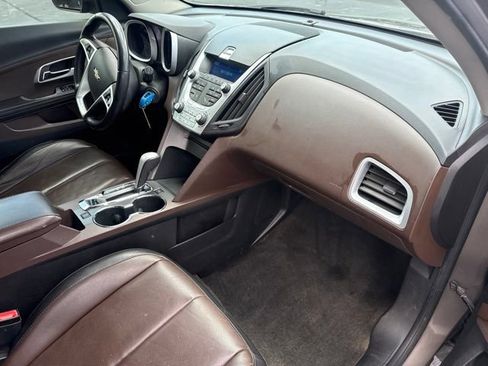 Used 2011 Chevrolet Equinox LT FWD image 22