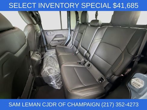 New 2025 Jeep Gladiator Sport image 22