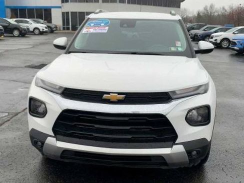 Certified 2023 Chevrolet TrailBlazer LT FWD image 3