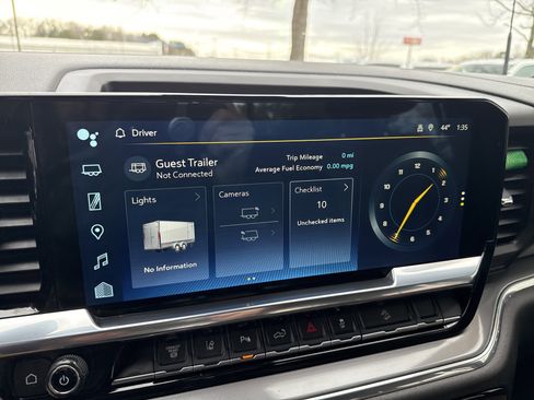 Used 2024 Chevrolet Silverado 2500 High Country w/ Technology Package image 31