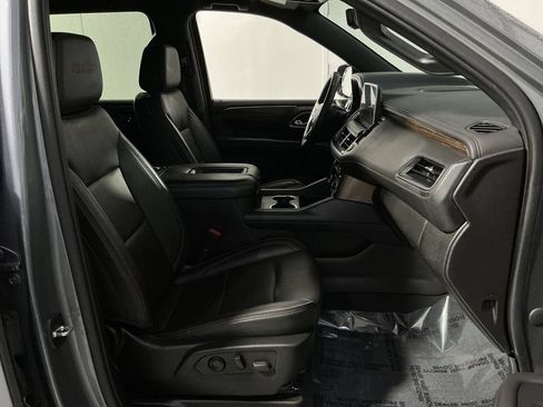 Used 2022 Chevrolet Suburban High Country AWD/4WD image 27