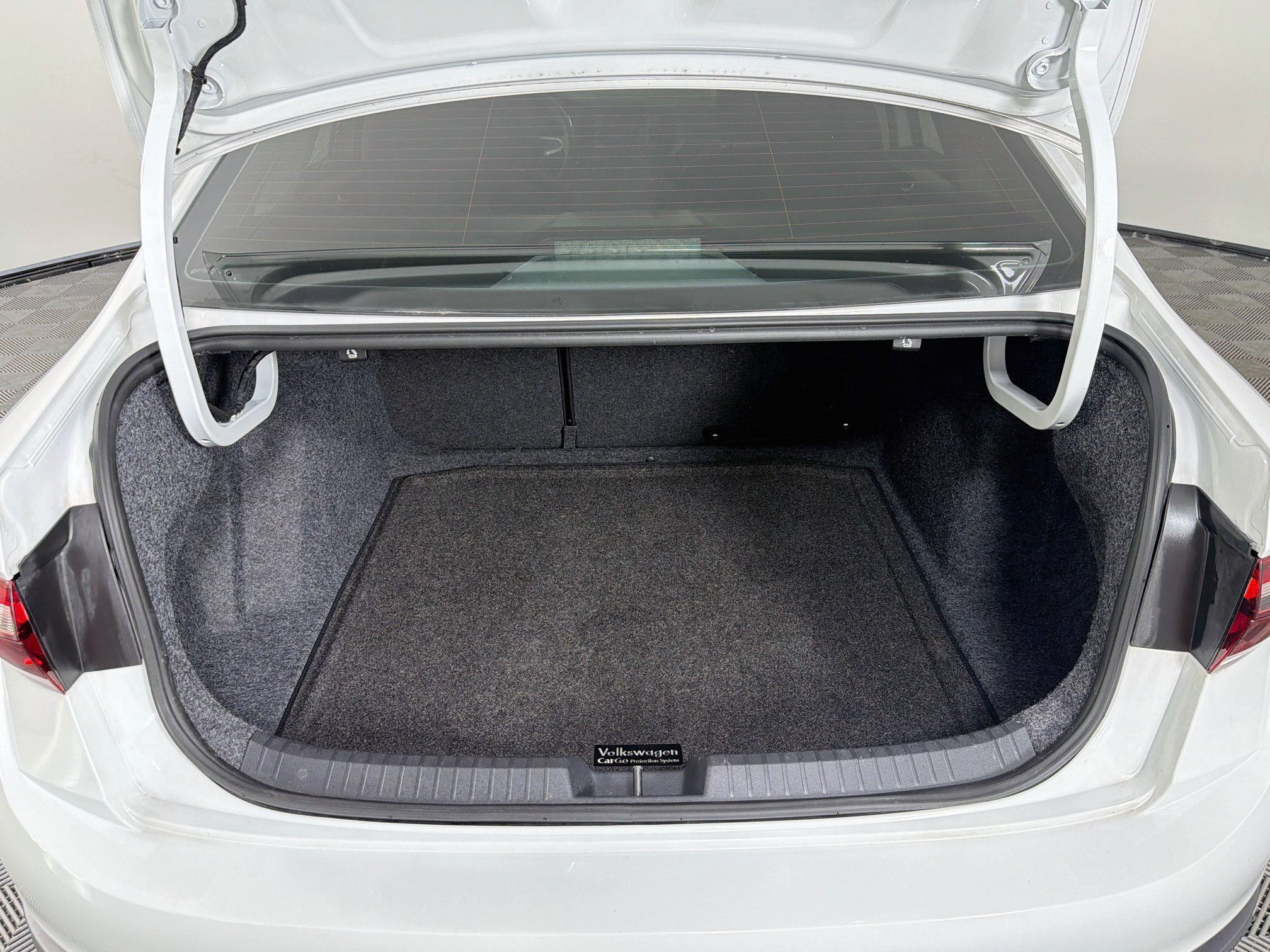 Used 2023 Volkswagen Jetta S FWD image 28