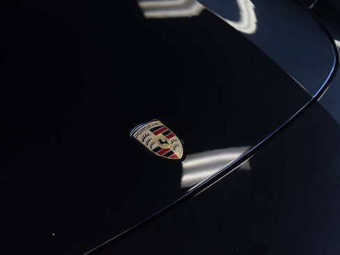 Used 2018 Porsche Panamera 4 AWD/4WD image 22