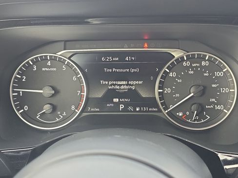 New 2025 Nissan Pathfinder SV image 16