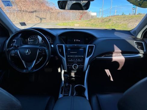 Used 2020 Acura TLX image 12