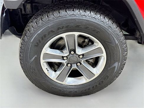 Used 2021 Jeep Wrangler Unlimited Sahara w/ Uconnect 4C Nav & Sound Group image 34