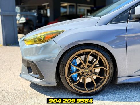 Used 2017 Ford Focus RS AWD/4WD image 14
