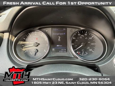Used 2020 Nissan Rogue SL AWD/4WD image 13