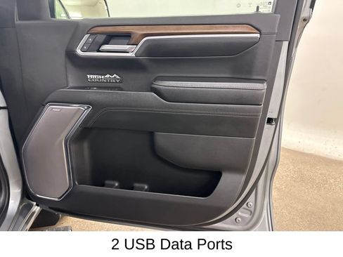 Used 2025 Chevrolet Silverado 1500 High Country w/ High Country Premium Package AWD/4WD image 23