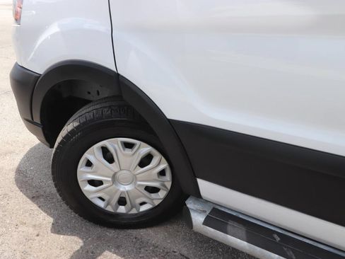 Used 2025 Ford Transit 250 Low Roof w/ Exterior Upgrade Package RWD image 3