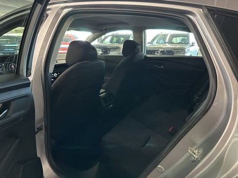 Used 2025 Honda Accord SE image 9