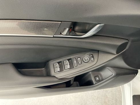 Used 2022 Honda Accord Sport image 13