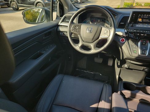 Used 2024 Honda Odyssey EX-L image 10