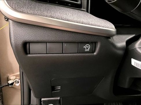 New 2026 Nissan Kicks SV w/ SV Premium Package FWD image 28
