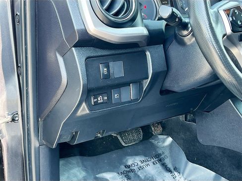 Used 2023 Toyota Tacoma SR5 image 10